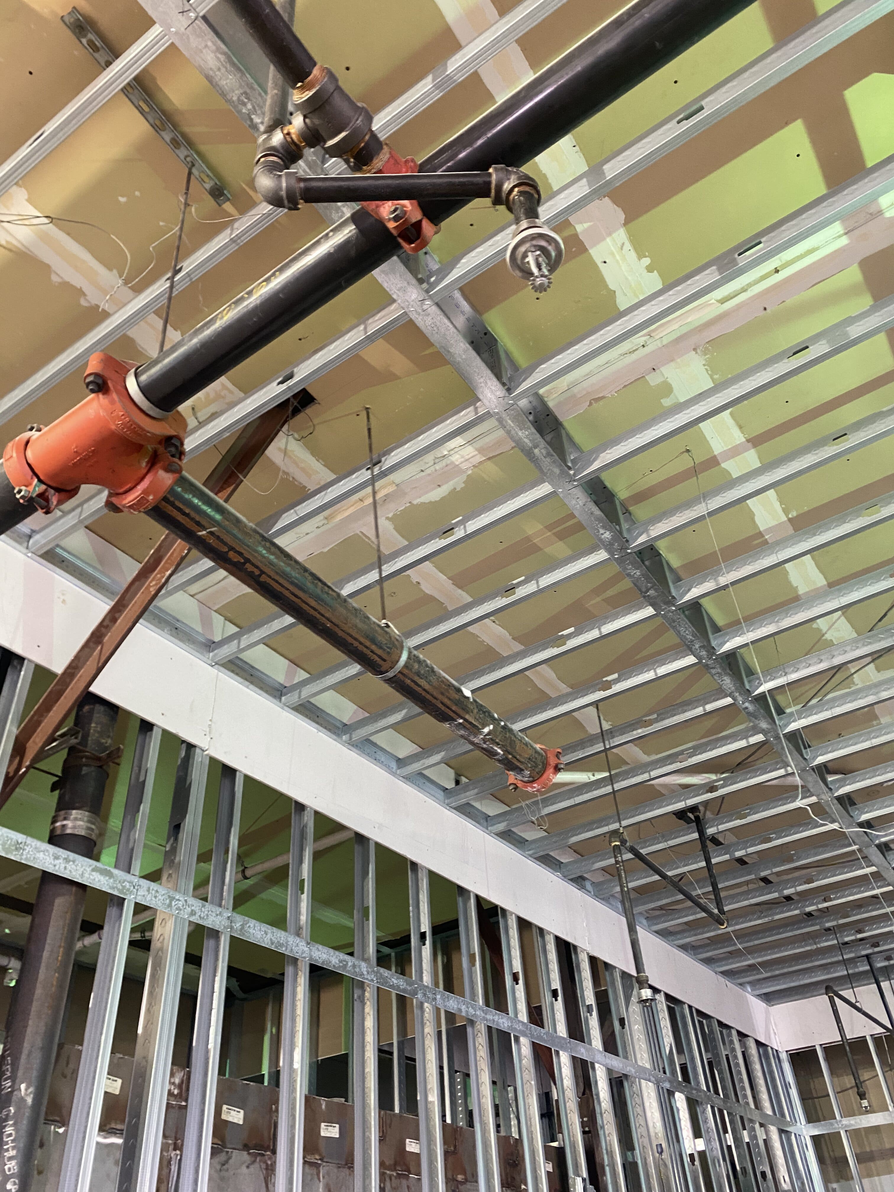 Ceiling with piping
